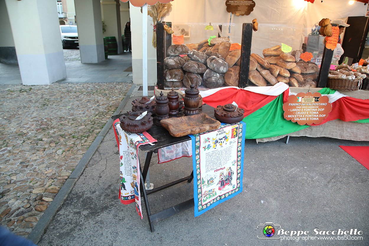 VBS_0965 - Fiera Nazionale del Tartufo e dei Santi 2022.jpg